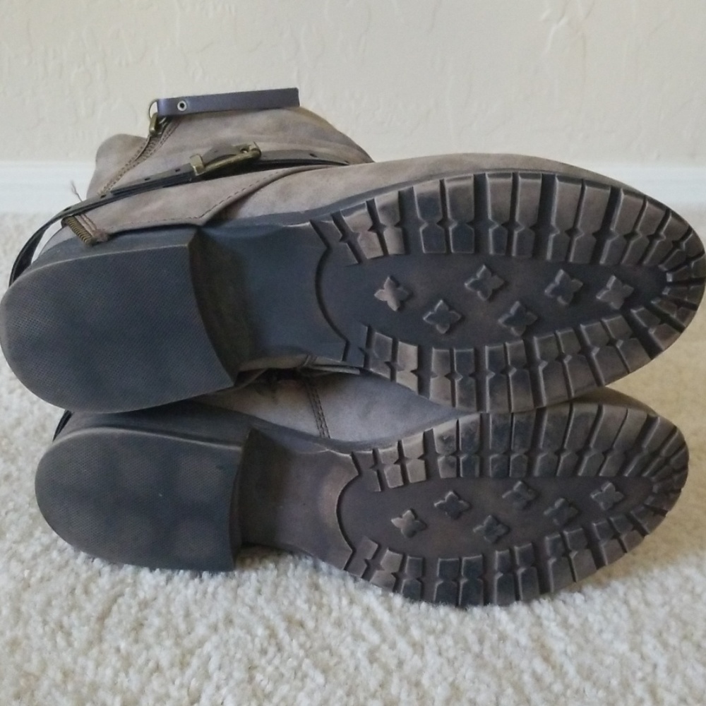 Booties - Picture 2 of 4